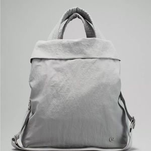 LULULEMON on my level bag 1.0